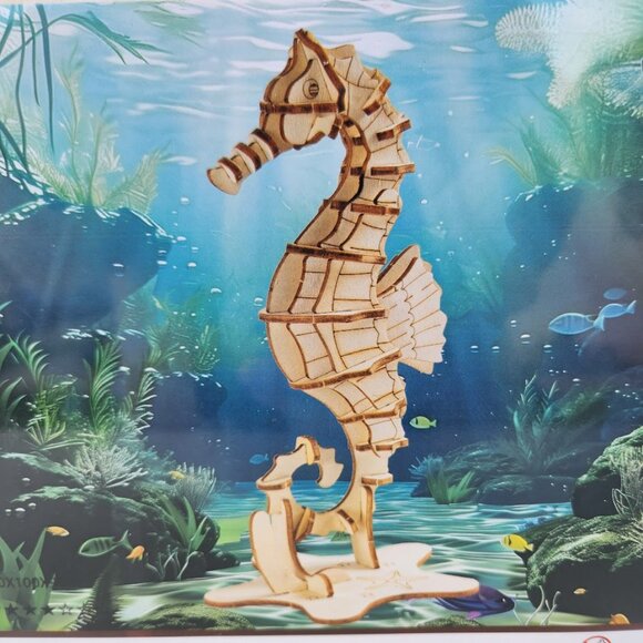 NEW 3D Wooden Sea Horse Puzzle Ocean Life Animal Model Kit STEM Crafts DIY Brain - Picture 1 of 9